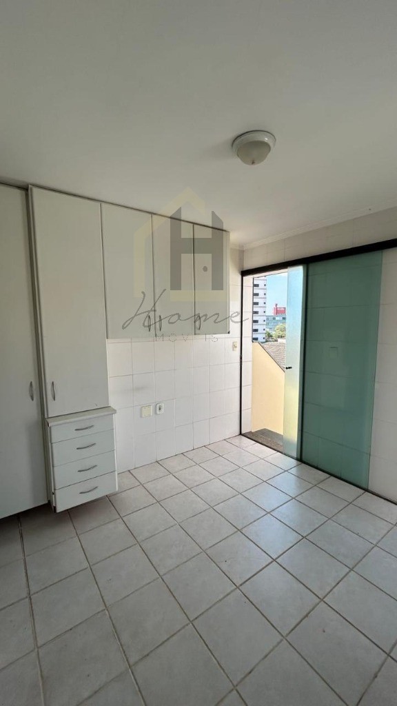 Casa, 3 quartos, 200 m² - Foto 3