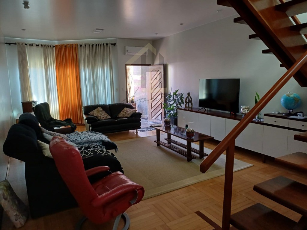 Casa, 3 quartos, 300 m² - Foto 2
