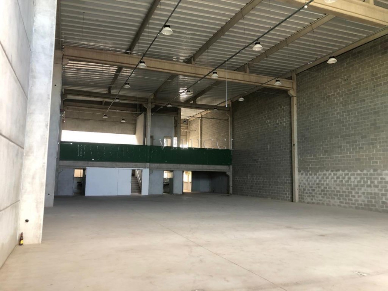 Depósito-Galpão, 674 m² - Foto 4