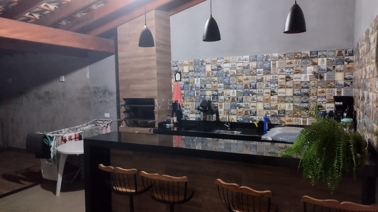 Casa, 2 quartos, 160 m² - Foto 1