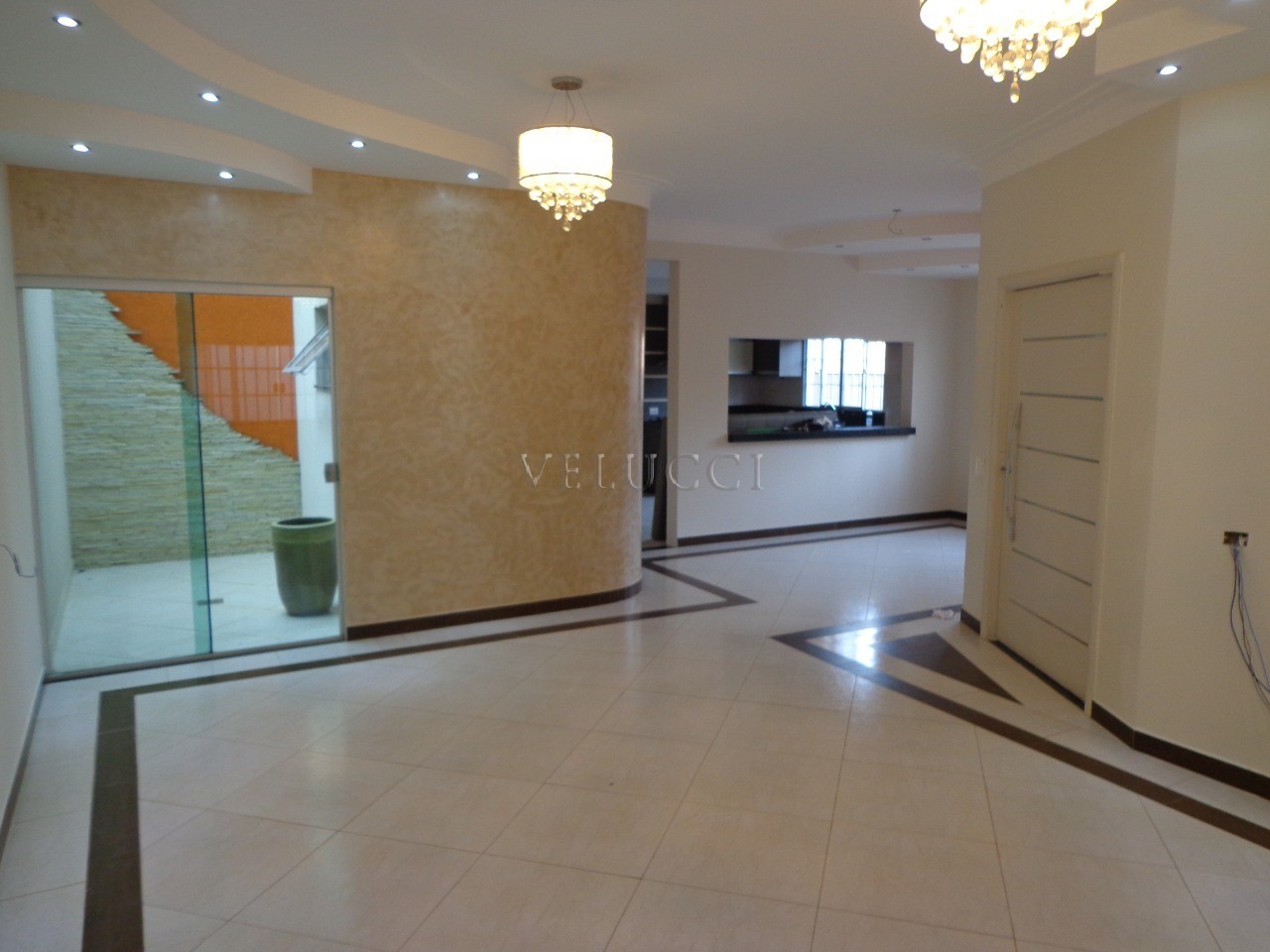 Casa, 3 quartos, 220 m² - Foto 2