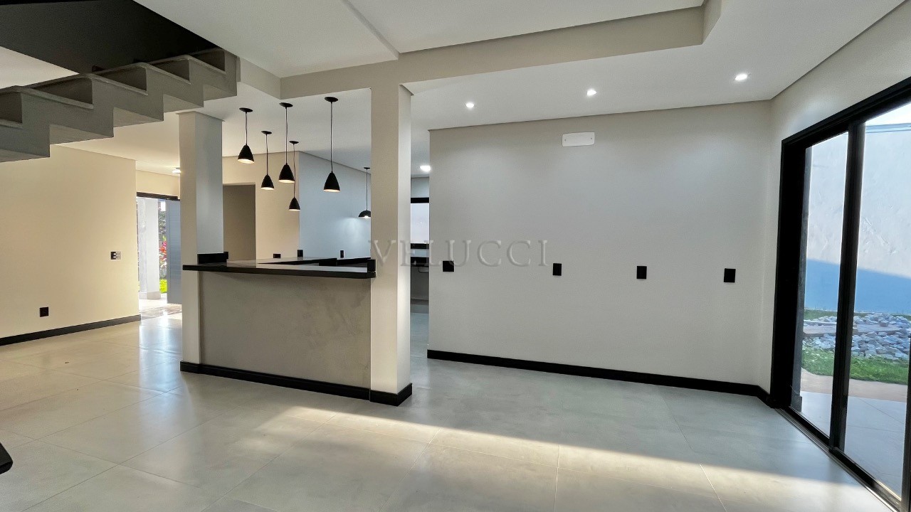 Casa, 3 quartos, 230 m² - Foto 1