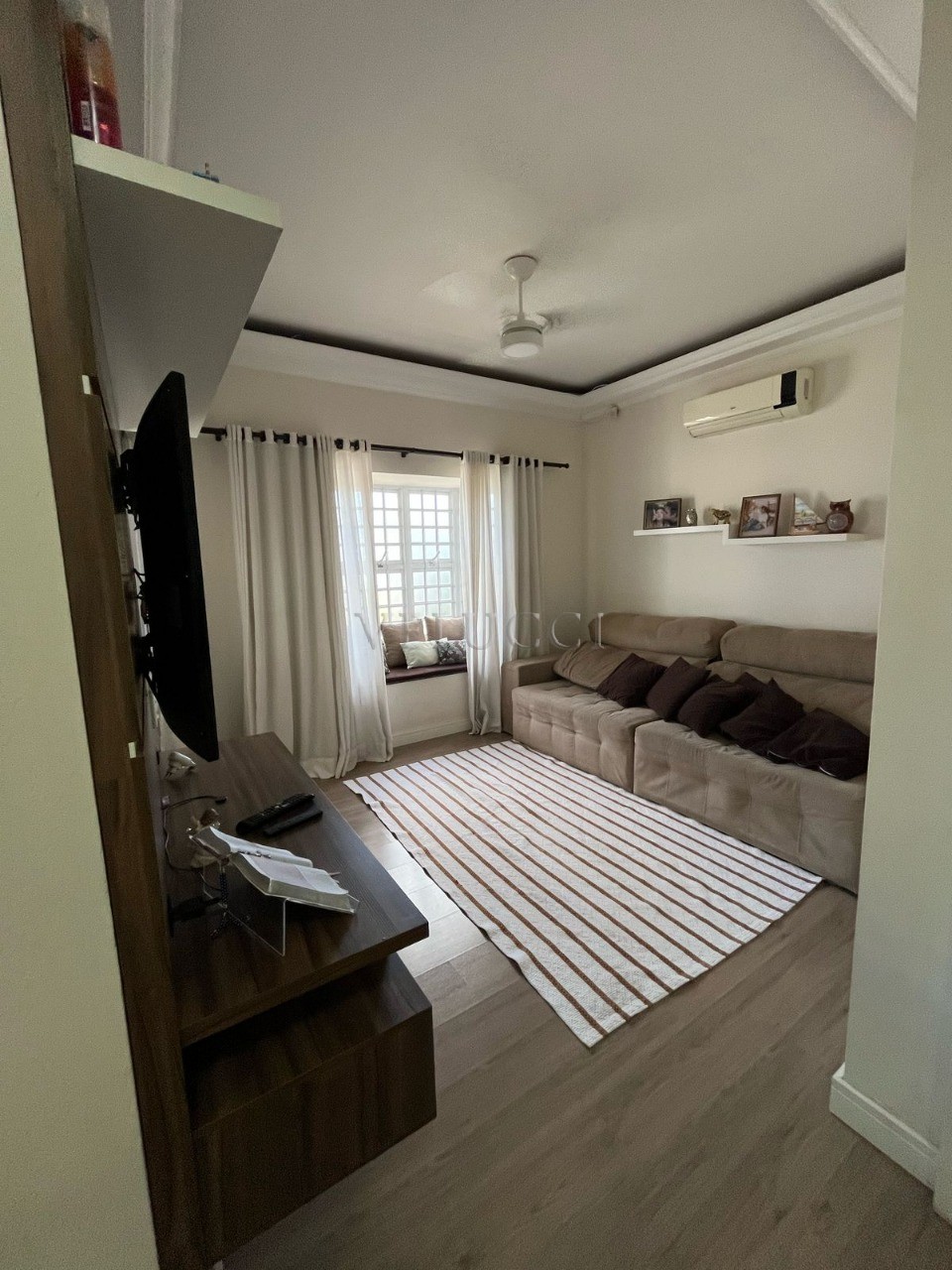 Casa, 4 quartos, 200 m² - Foto 1
