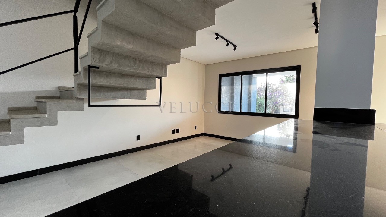 Casa, 3 quartos, 230 m² - Foto 4