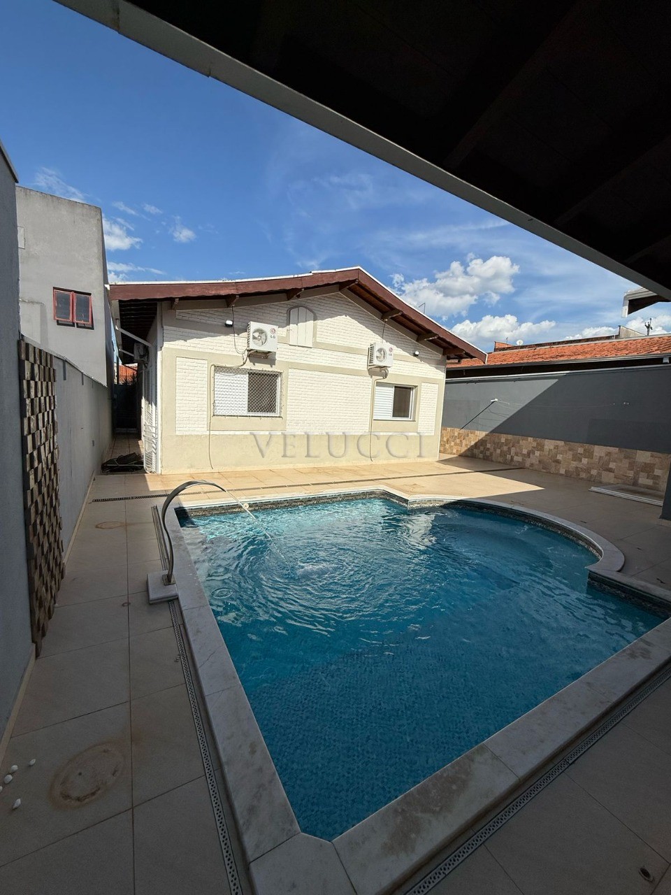 Casa, 3 quartos, 126 m² - Foto 1