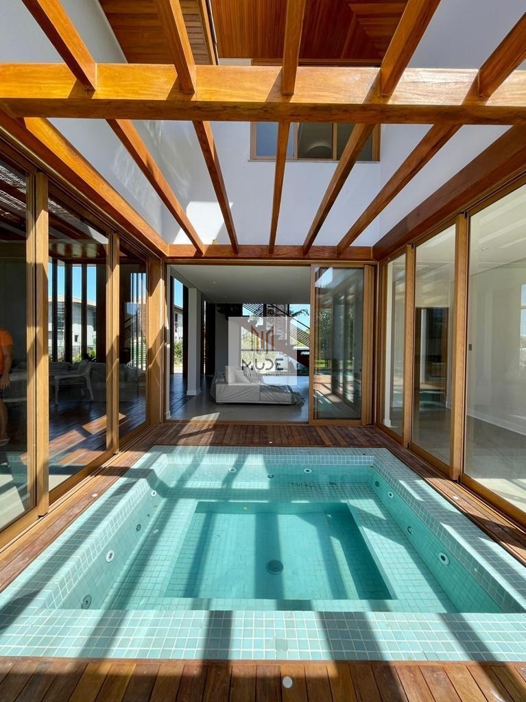 Casa, 5 quartos, 254 m² - Foto 4