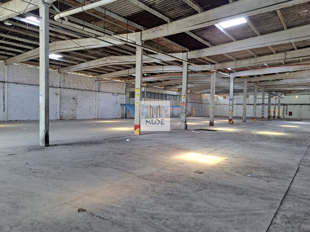 Depósito-Galpão-Armazém para alugar, 4000m² - Foto 2