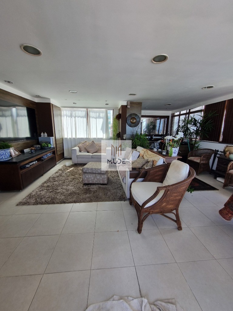Cobertura, 4 quartos, 251 m² - Foto 3