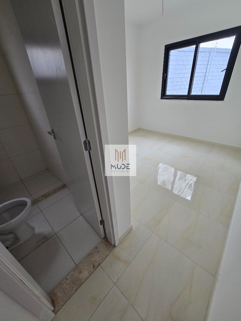 Casa à venda com 4 quartos, 123m² - Foto 9