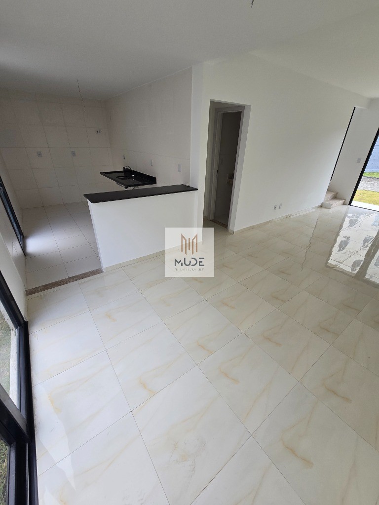 Casa à venda com 4 quartos, 123m² - Foto 5