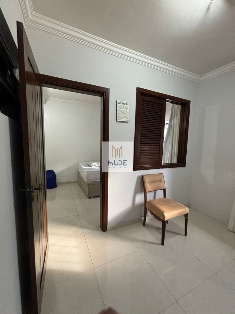 Casa à venda com 5 quartos, 307m² - Foto 34