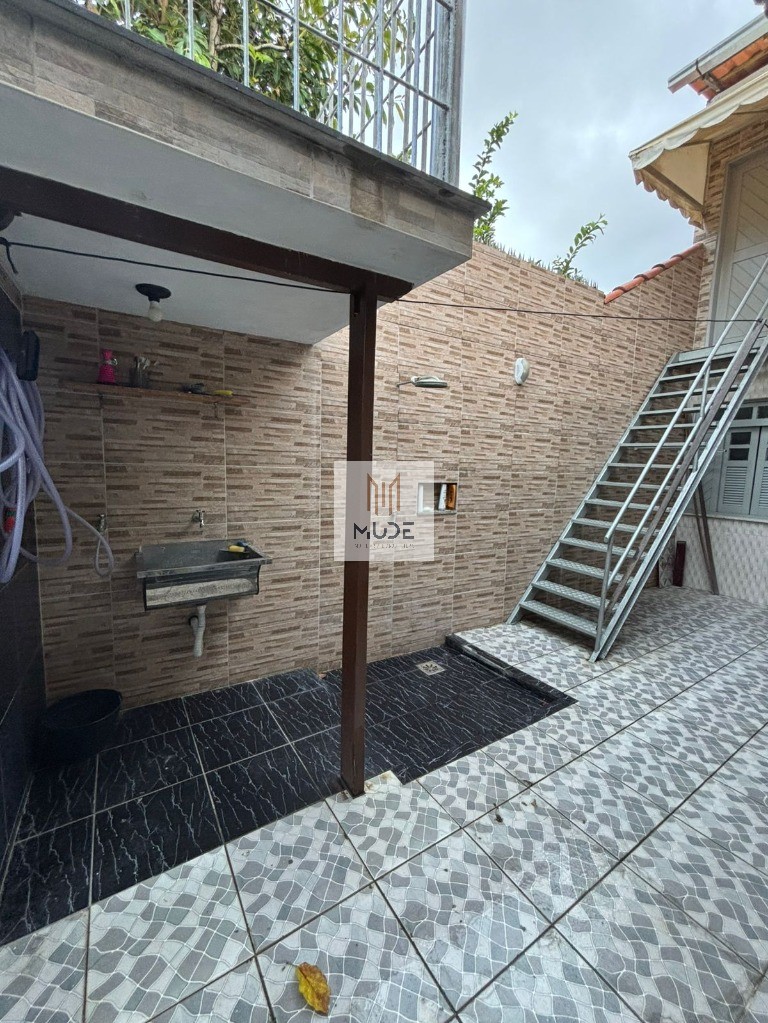 Casa à venda com 5 quartos, 307m² - Foto 17