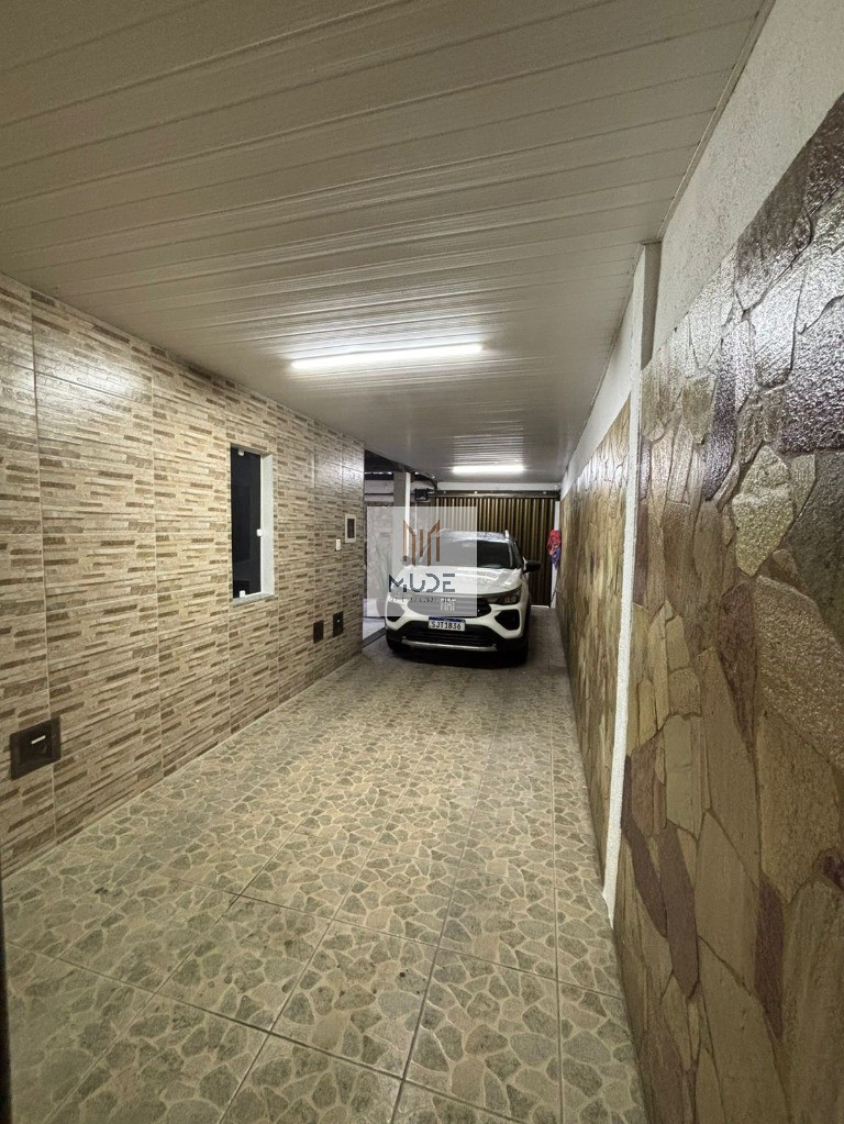 Casa à venda com 5 quartos, 307m² - Foto 6
