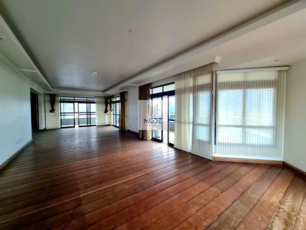 Apartamento, 3 quartos, 320 m² - Foto 1