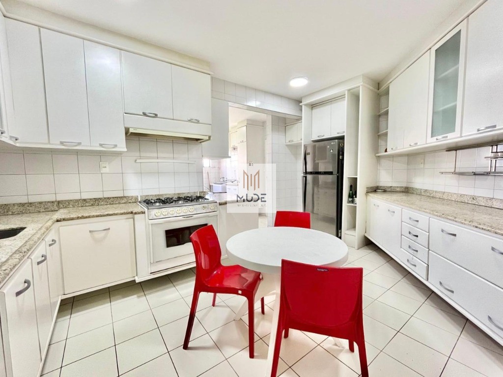 Apartamento à venda e aluguel com 4 quartos, 255m² - Foto 17