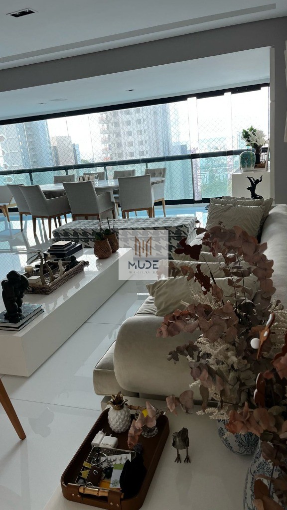 Apartamento, 4 quartos, 235 m² - Foto 1