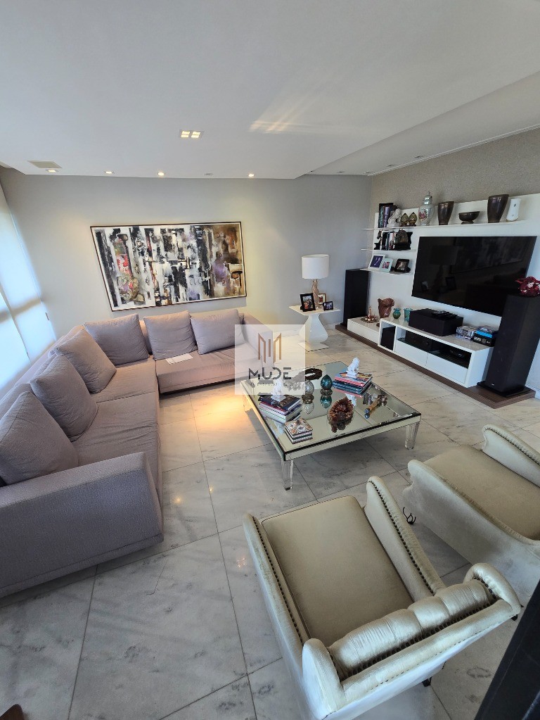 Apartamento, 4 quartos, 210 m² - Foto 1