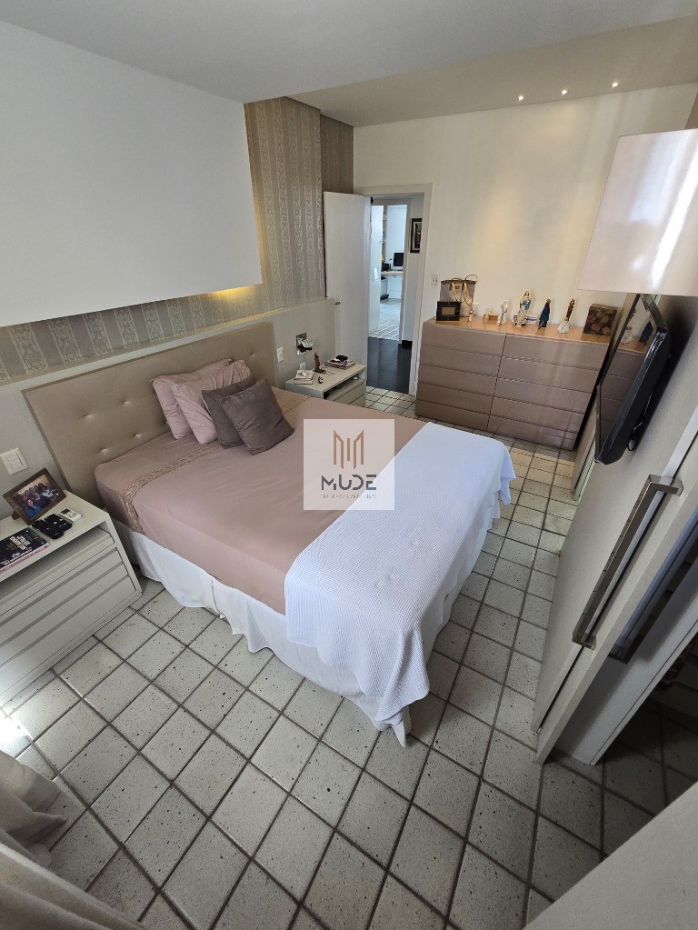 Apartamento, 4 quartos, 196 m² - Foto 13