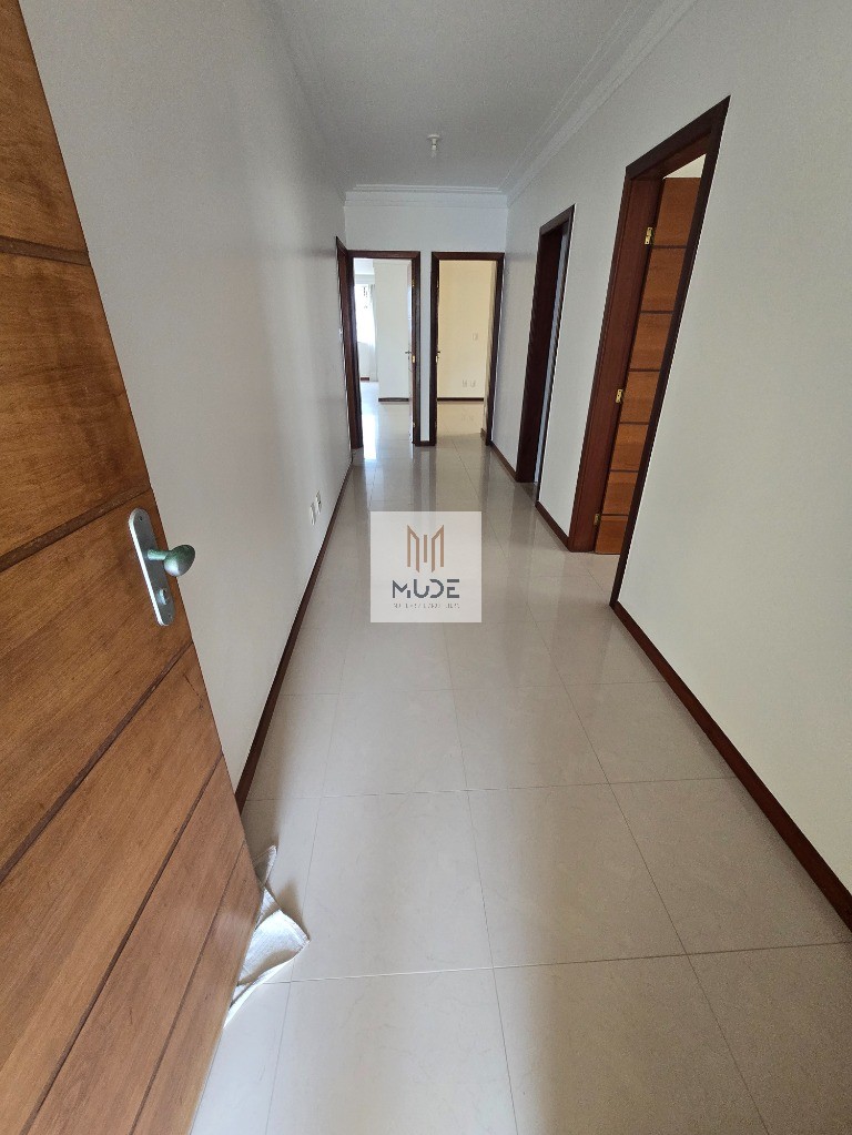 Casa, 4 quartos, 300 m² - Foto 3