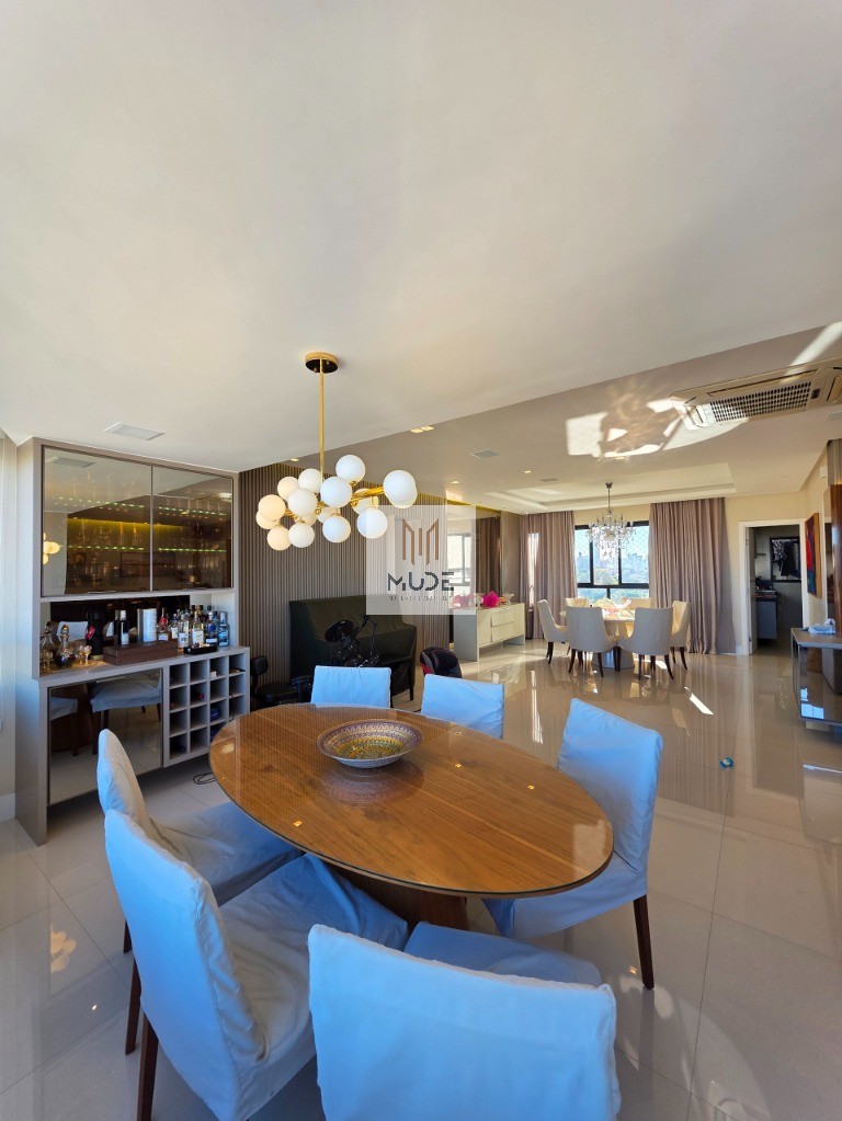 Apartamento, 3 quartos, 195 m² - Foto 4