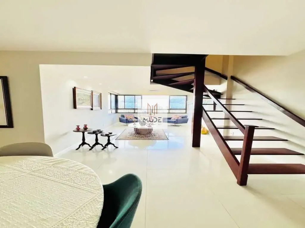 Cobertura, 3 quartos, 210 m² - Foto 4