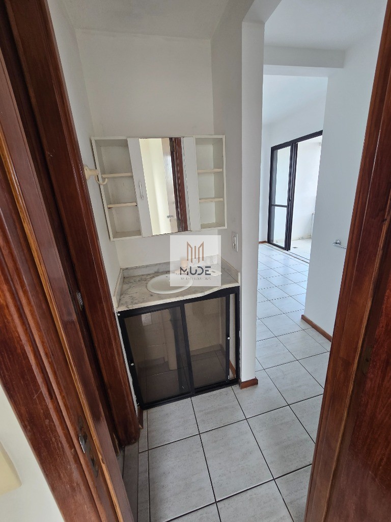Condomínio Solar Acupe - Apartamento de 2 Quartos, Suíte, 60m², varanda e garagem, Total infraestrutura de Lazer - À VENDA EM BROTAS