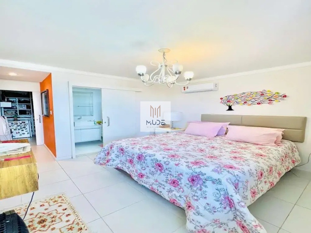 Cobertura, 3 quartos, 210 m² - Foto 6