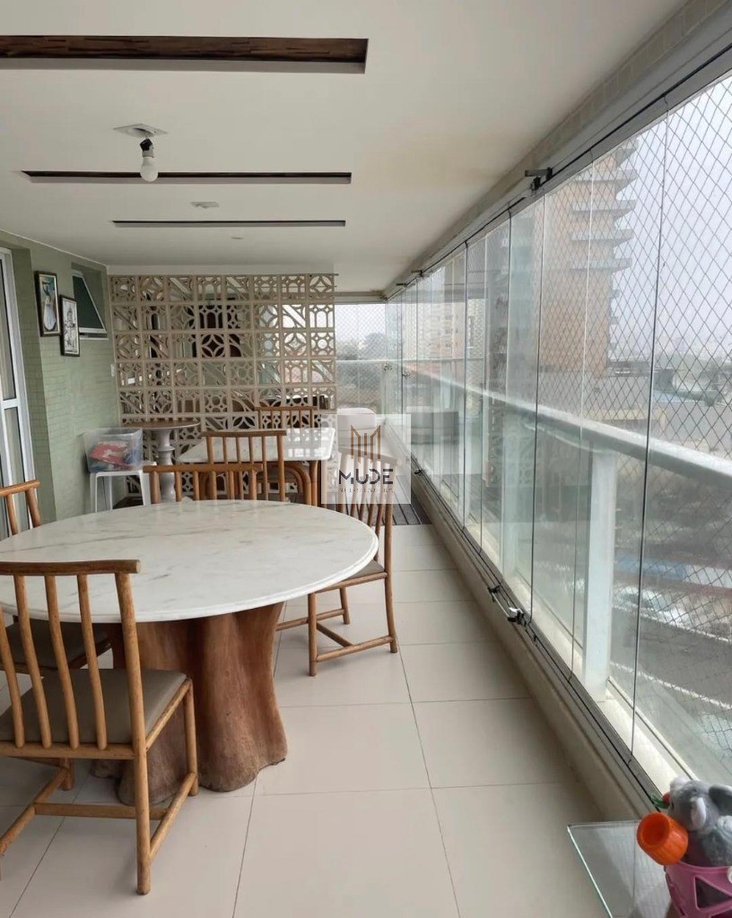 Apartamento, 4 quartos, 212 m² - Foto 1