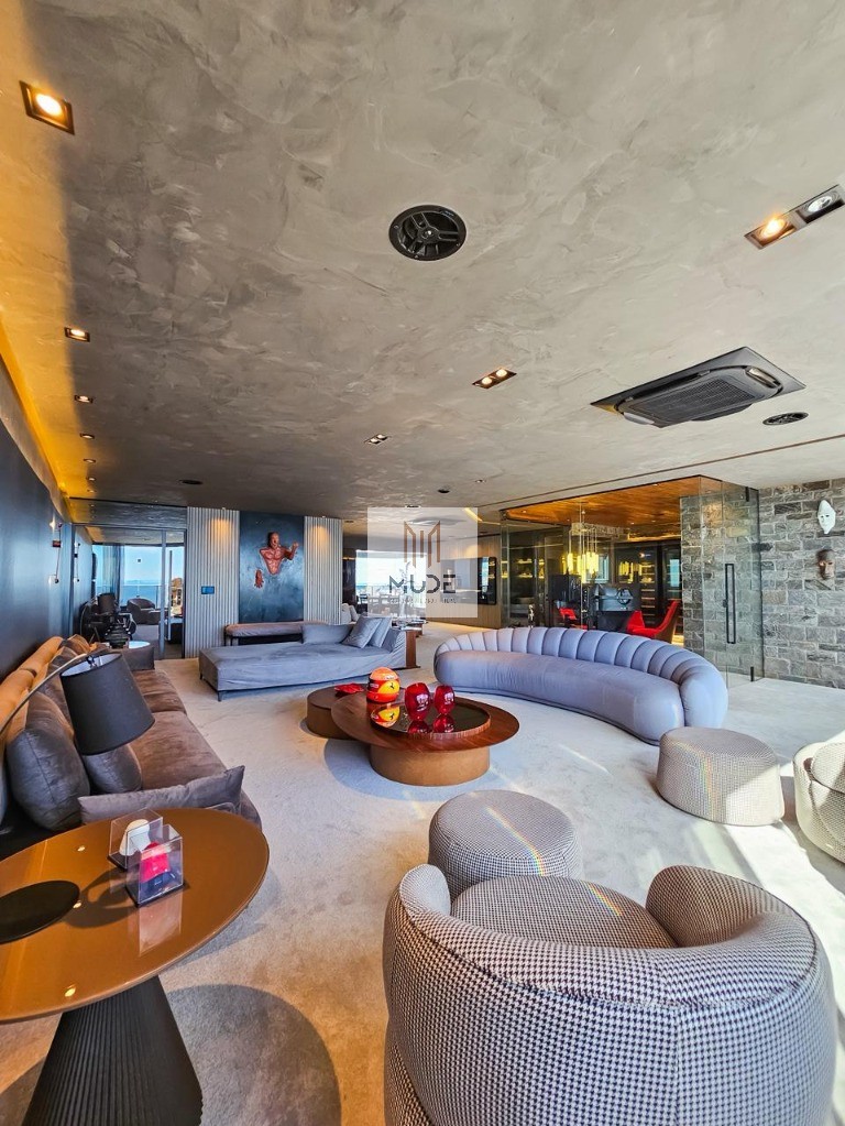 Apartamento, 3 quartos, 305 m² - Foto 1