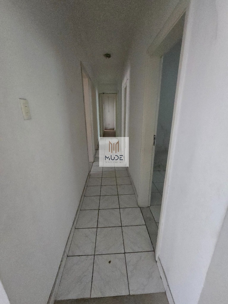 EDIFÍCIO MAIZA Apartamento para Locação no Corredor da Vitória com área de 192m² - 5 Quartos, 1 Suíte, Varanda - Salvador/BA
