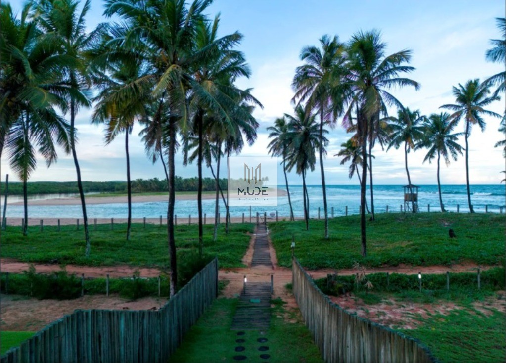 PONTA DE INHAMBUPE Casa á venda de Alto Padrão, com área de 238m² - 4 Suítes , Villas de 2 ou 3 Quartos - Esplanada/BA.