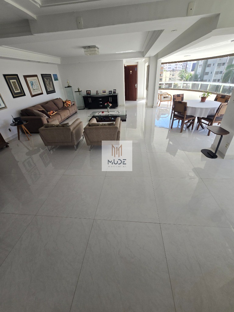 MANSÃO PITUBA IMPERIAL Apartamento a Venda de 3 ou 4 Suítes com Área de 216m² - Pituba Ville - Salvador/Ba