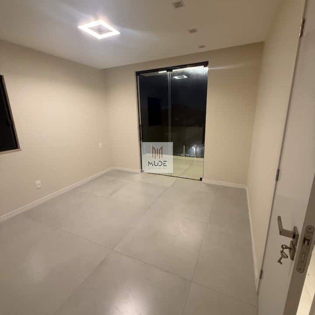 RESIDENCIAL TERRAS ALPHAVILLE CAMAÇARI Casa de Alto Padrão á Venda de 4 Suítes com área de 220m² - Piscina Privativa - Camaçari/BA - foto 4