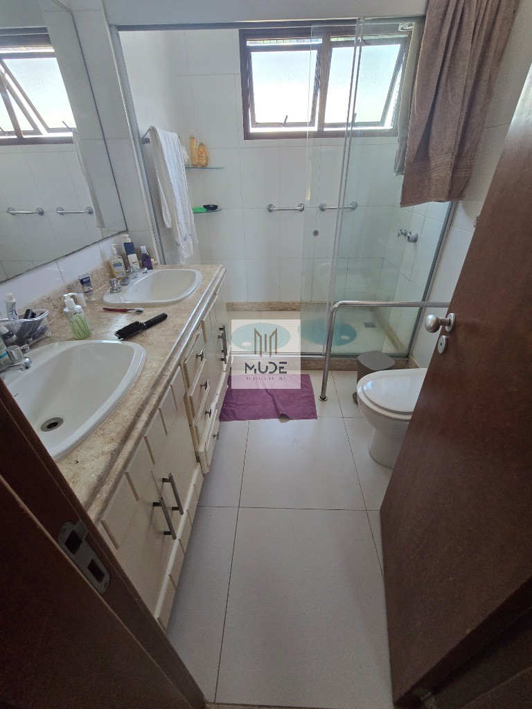 MANSÃO PITUBA IMPERIAL Apartamento a Venda de 3 ou 4 Suítes com Área de 216m² - Pituba Ville - Salvador/Ba