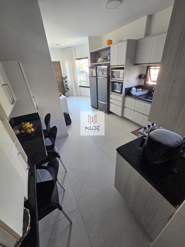 MANSÃO PITUBA IMPERIAL Apartamento a Venda de 3 ou 4 Suítes com Área de 216m² - Pituba Ville - Salvador/Ba