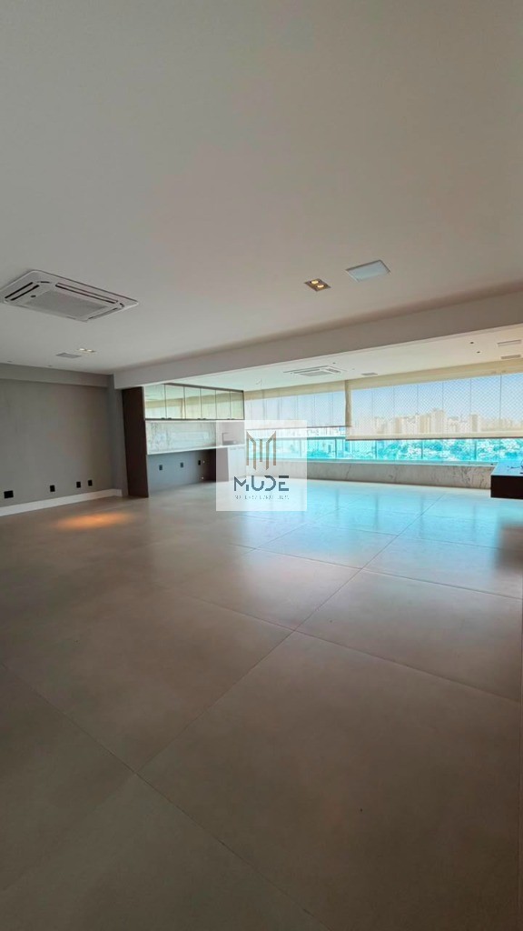 Apartamento, 4 quartos, 205 m² - Foto 2