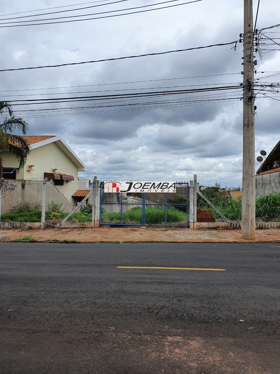Terreno / Lote / Condomínio  à venda, 704m² — foto 3 de 5