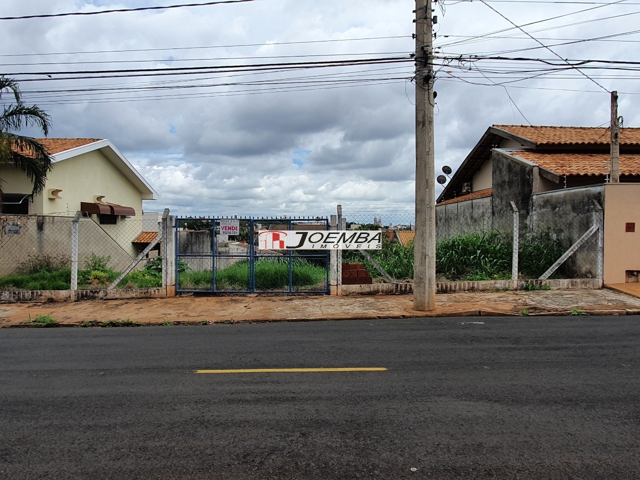 Terreno / Lote / Condomínio  à venda, 704m² — foto 1 de 5