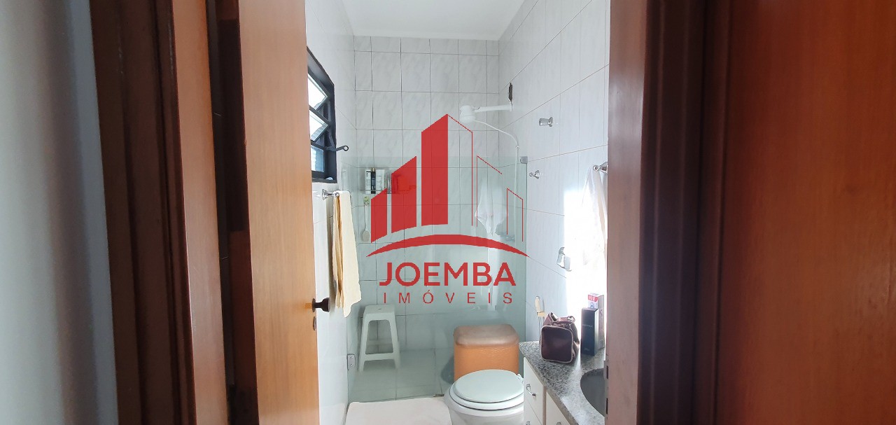 Casa com 3 quartos à venda, 269m² — foto 17 de 35