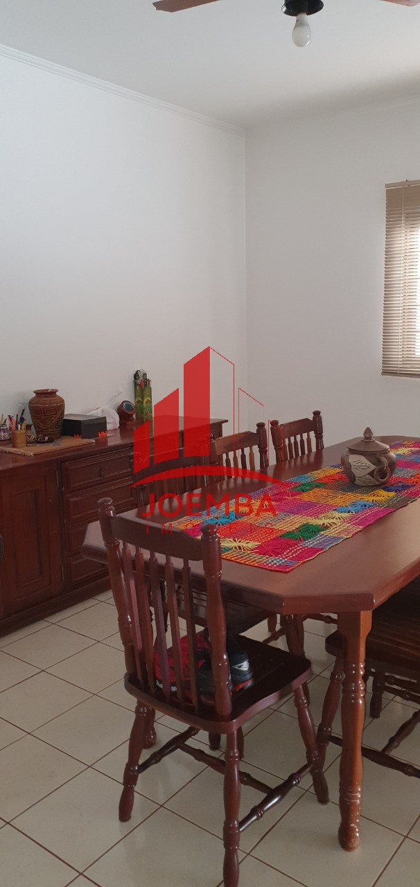 Casa com 3 quartos à venda, 269m² — foto 34 de 35