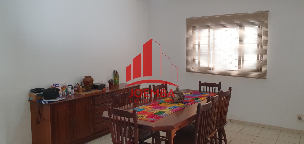 Casa com 3 quartos à venda, 269m² — foto 23 de 35