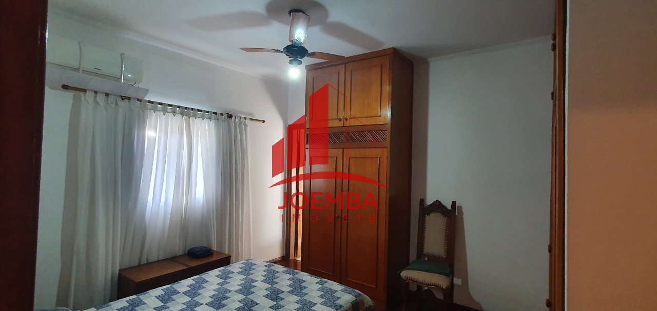 Casa com 3 quartos à venda, 269m² — foto 15 de 35