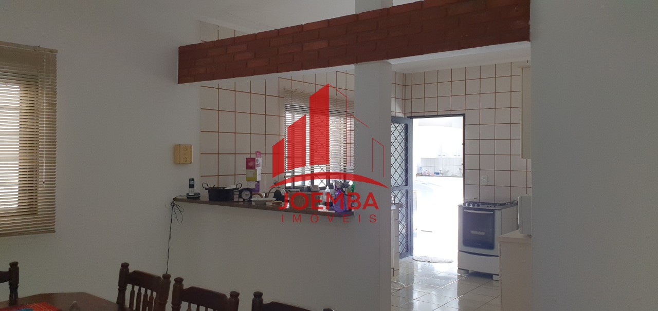 Casa com 3 quartos à venda, 269m² — foto 24 de 35
