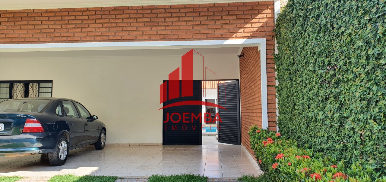Casa com 3 quartos à venda, 269m² — foto 4 de 35