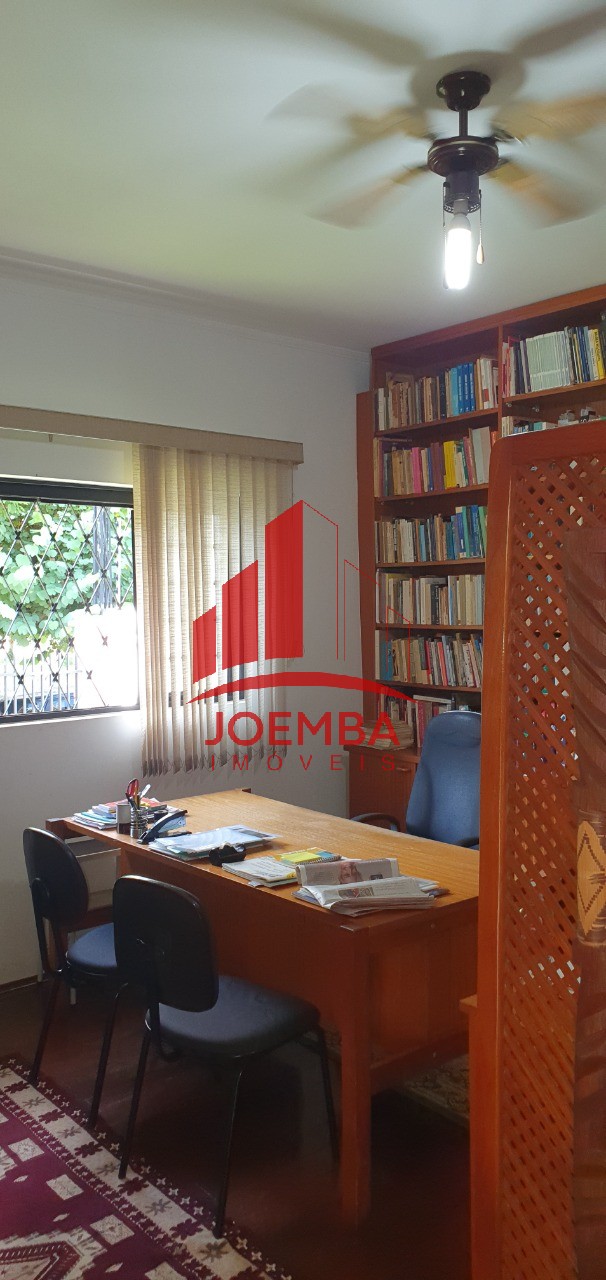 Casa com 3 quartos à venda, 269m² — foto 12 de 35