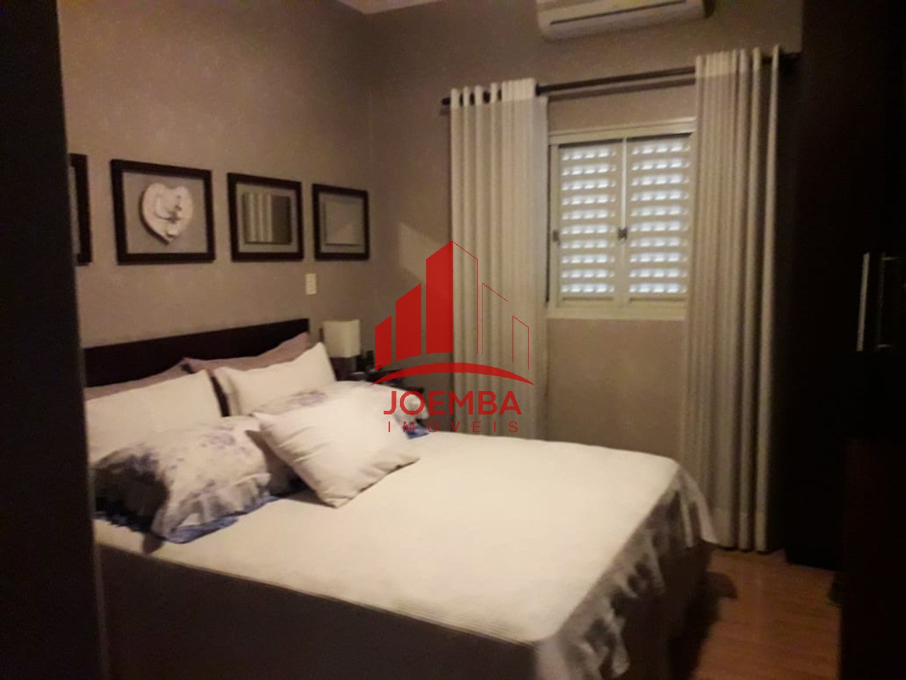 Casa com 3 quartos à venda, 286m² — foto 9 de 11
