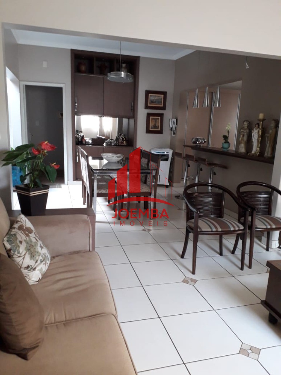 Casa com 3 quartos à venda, 286m² — foto 6 de 11