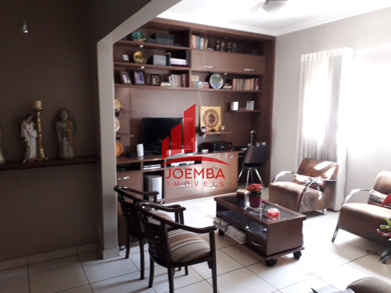 Casa com 3 quartos à venda, 286m² — foto 4 de 11