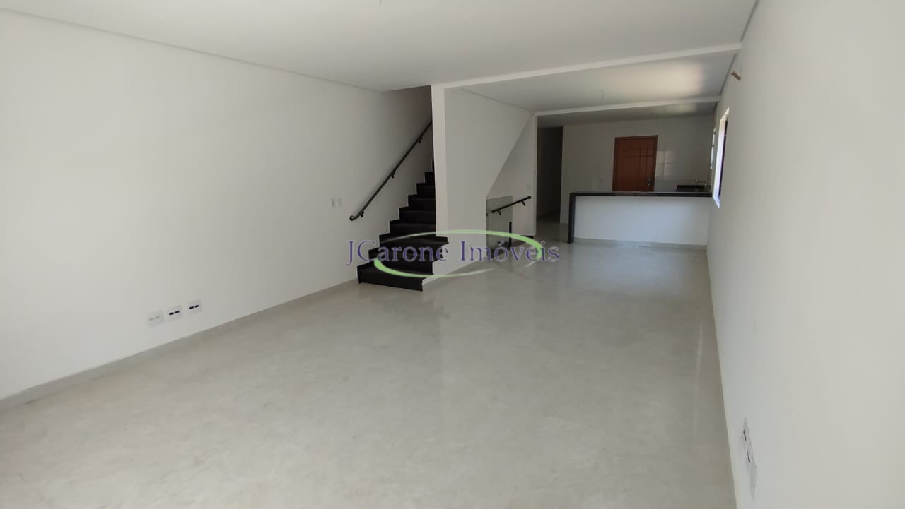 Casa, 3 quartos, 220 m² - Foto 1