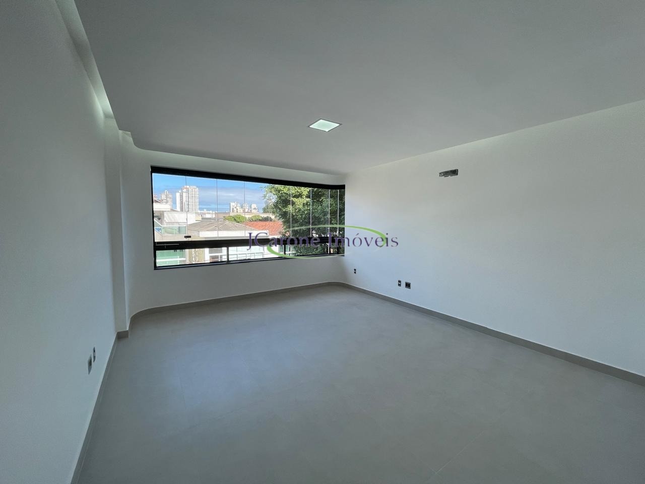 Casa, 4 quartos, 198 m² - Foto 1